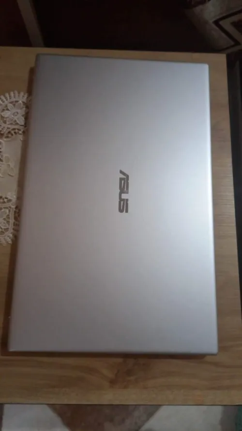 ASUS Vivobook 17 