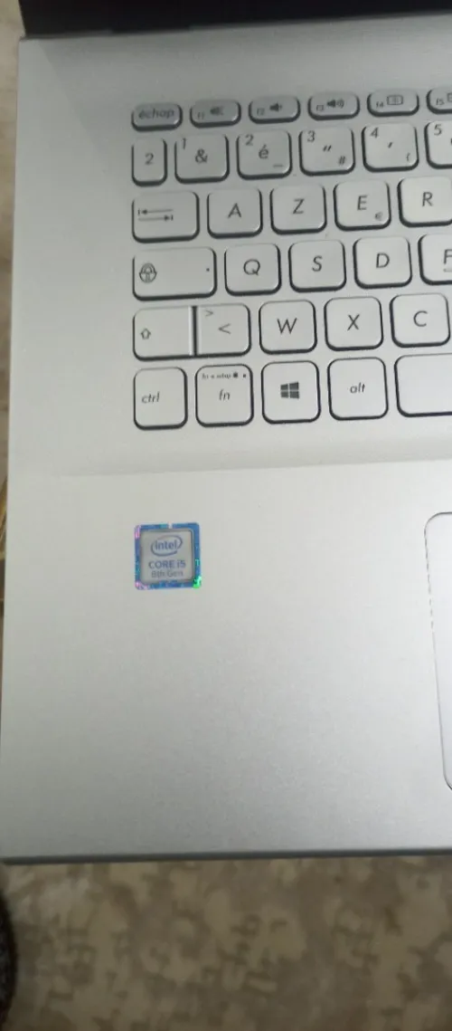 ASUS Vivobook 17 