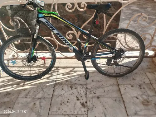 Velo Tout-Terrain (VTT) pneus- 16