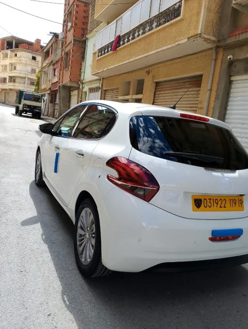 Peugeot 208 2019 Allure Facelift