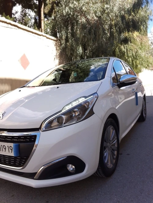 Peugeot 208 2019 Allure Facelift