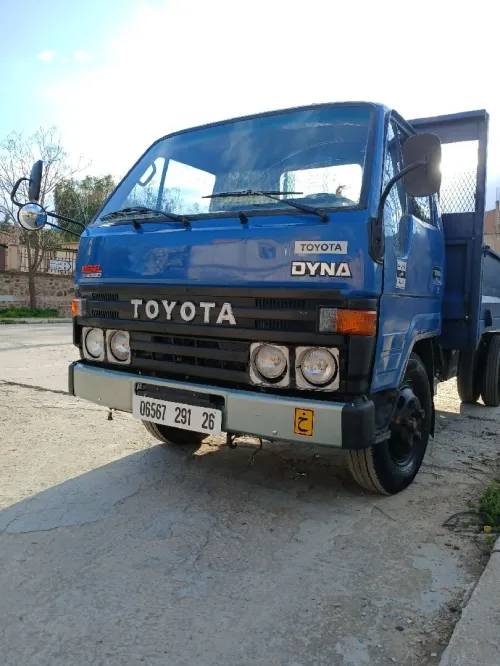 Toyota Bu84 