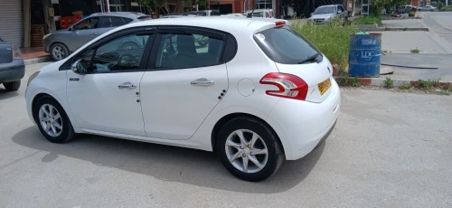 Peugeot 208 2014 Access