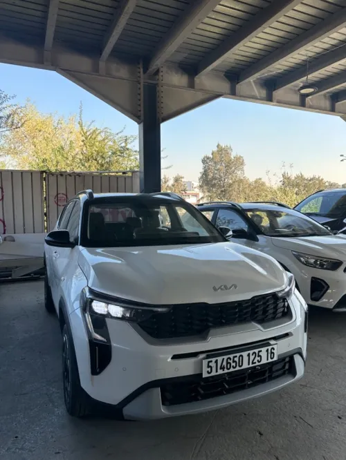 Kia Sonet  2025 Ful options