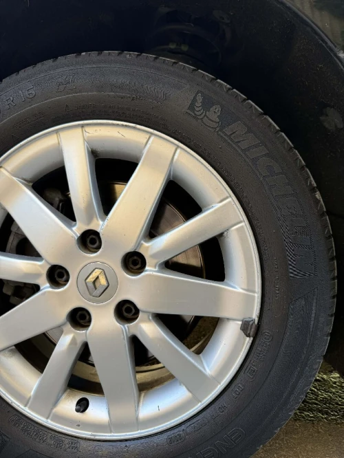 Renault Scenic 2013 Bosse
