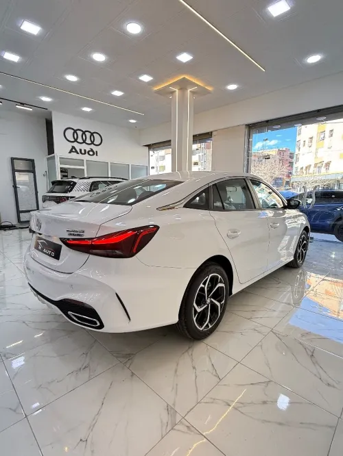 MG 5 2026 300 TGI