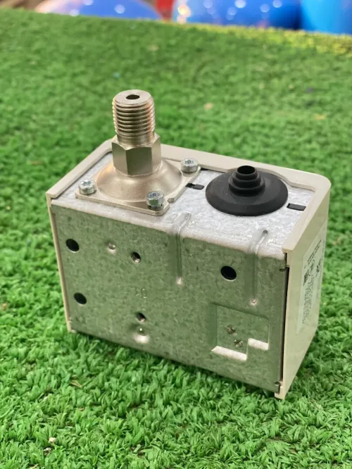 Presostat Danfoss KP36