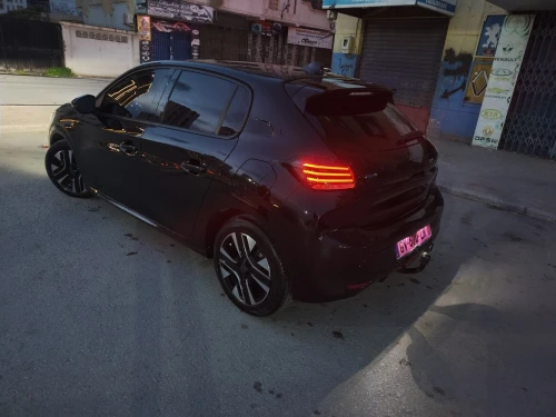 Peugeot 208 2024 Allure