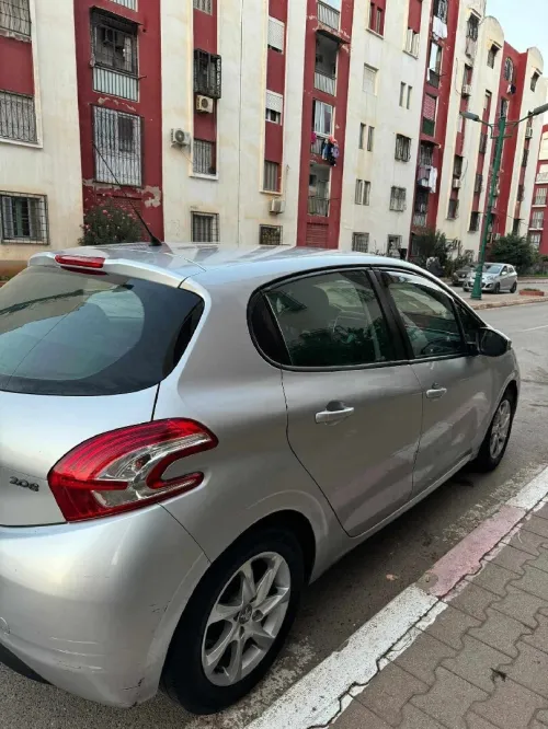 Peugeot 208 2013 Allure
