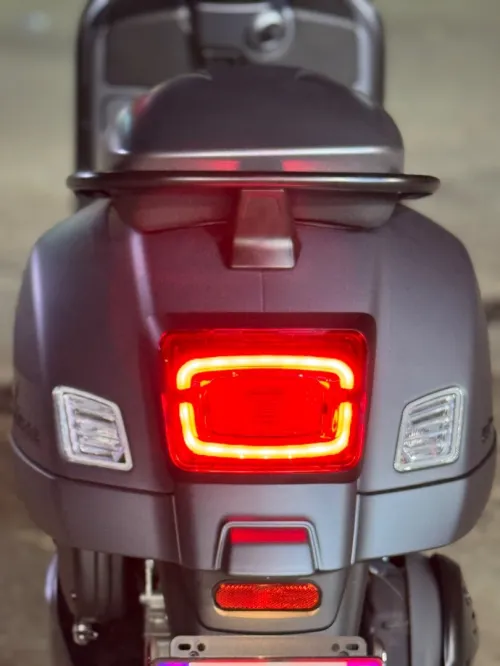Piaggio Vespa 2025