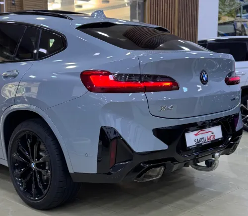 BMW X4 2023 