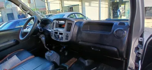 Nissan Urvan 2009