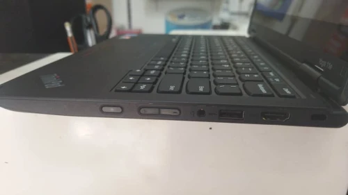 LAPTOP LENOVO THINK PAD YOGA E11 CELERON 4GB 128GB SSD 11.6'" TACTILE X360