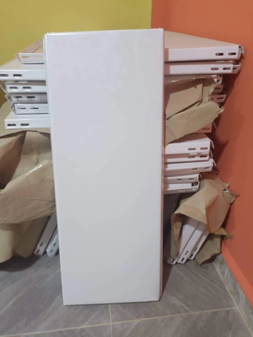 Etagère metalique