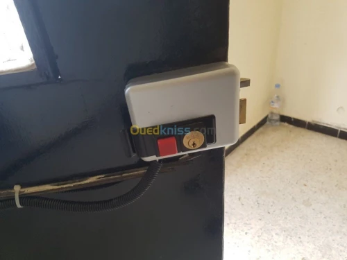 INTERPHONE  DIGICODE ALARME 