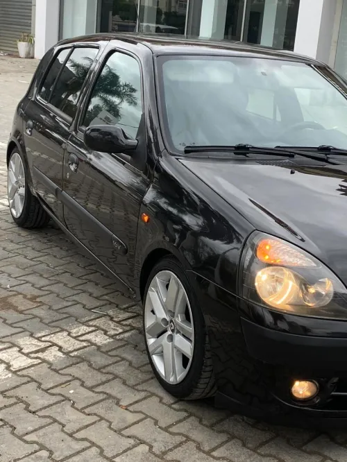 Renault Clio 2 2004 Extreme