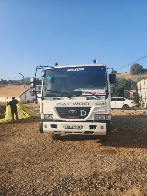 Daewoo Camion citerne 2006