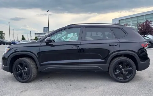 Volkswagen Taos 2026 SE Black 