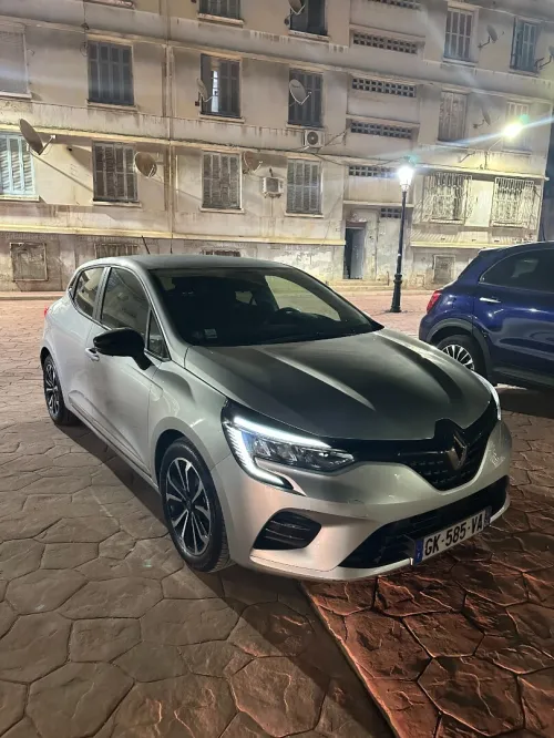 Renault clio 5 2022 evolution