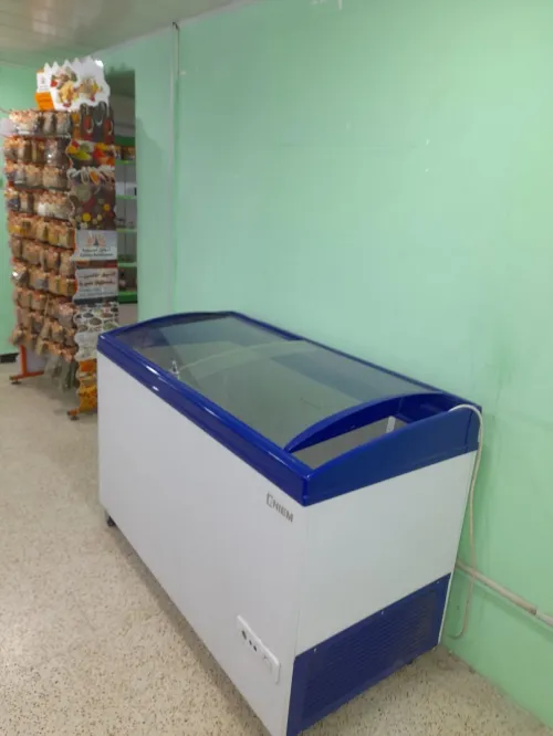 EQUIPEMENT POUR  SUPERETTE