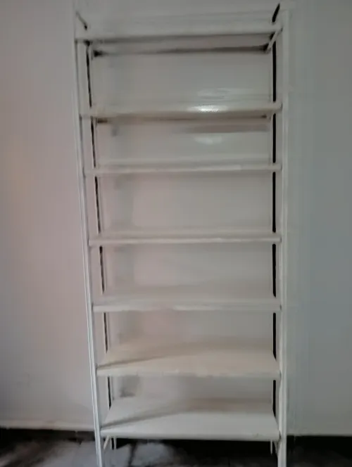Étagère metalique et rayonnage . 