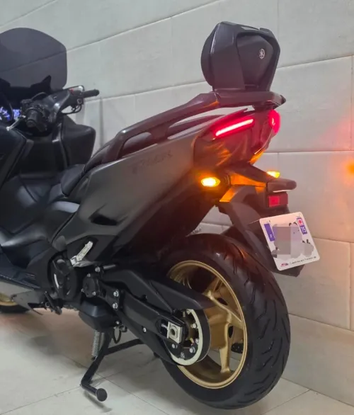 YAMAHA Tmax 2021