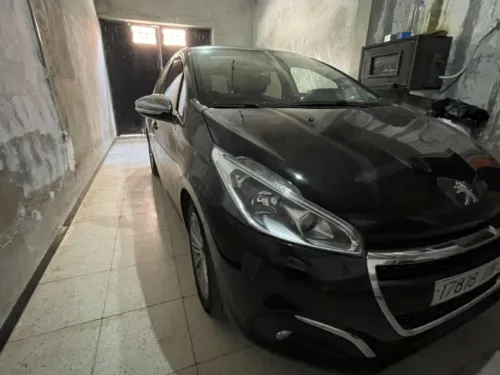 Peugeot 208 2019 Allure Facelift
