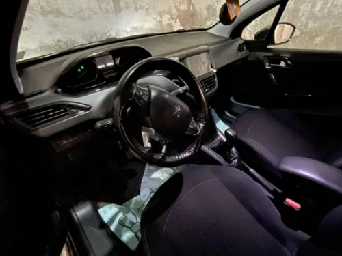 Peugeot 208 2019 Allure Facelift