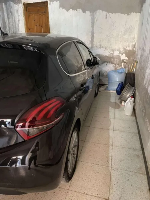 Peugeot 208 2019 Allure Facelift