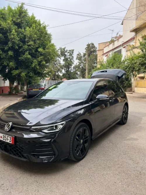 Volkswagen Golf 8 2025 R-Line