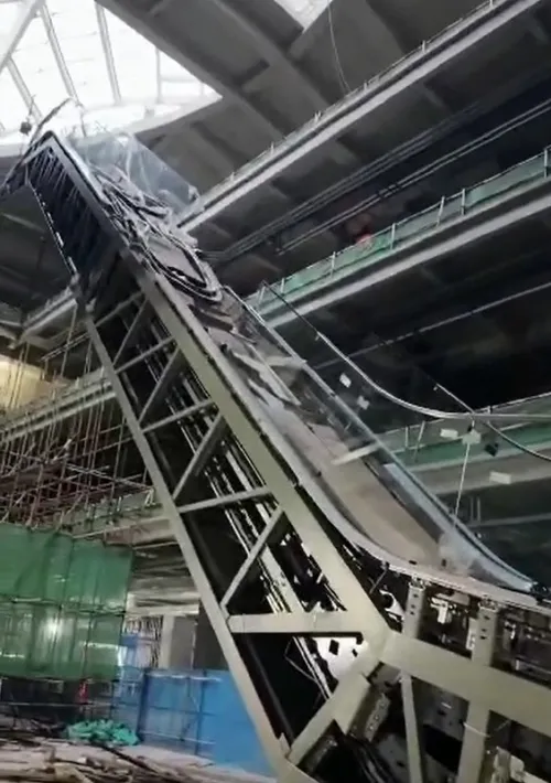  Escalateurs, Ascenseurs, Escalator