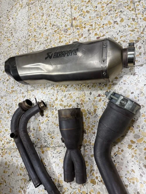 Akrapovic