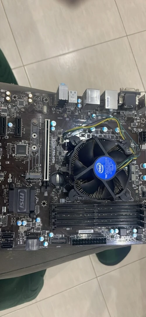 Kit b250m i7 7700k