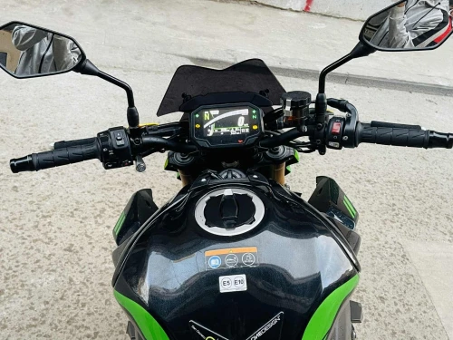 Kawazaki Z900 2022