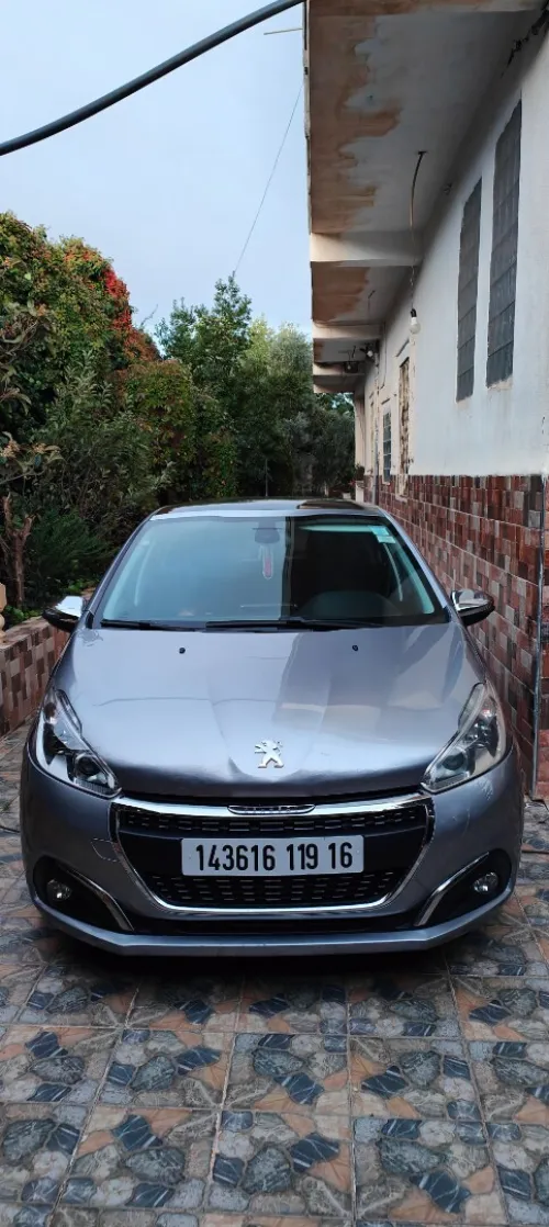 Peugeot 208 2019 Allure