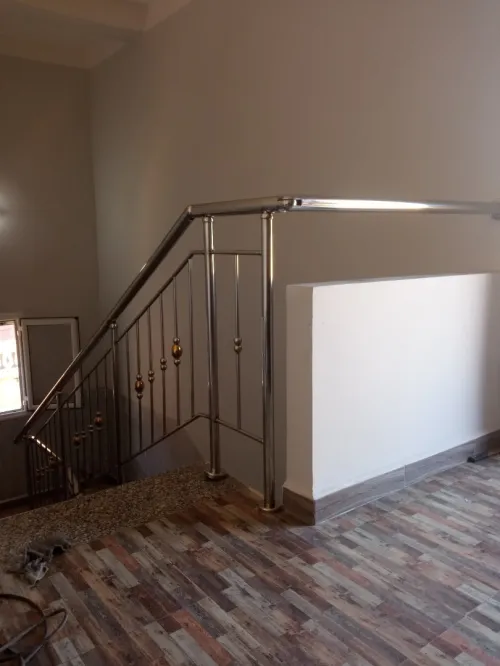 Rampe escalier en inox et garde corps