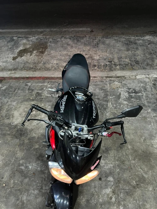Triumph Street triple 675R 2015