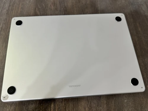 MacBook Air (2023) M2 15 pouces