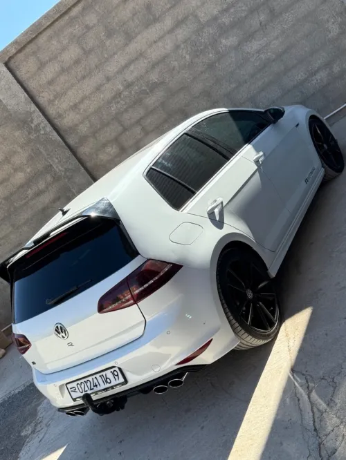 Volkswagen Golf 7 2016 R