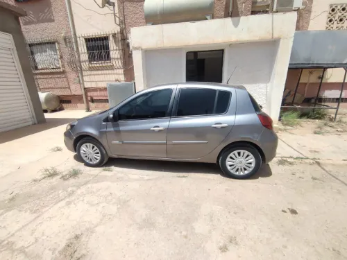 Renault Clio 3 2011 Night and Day
