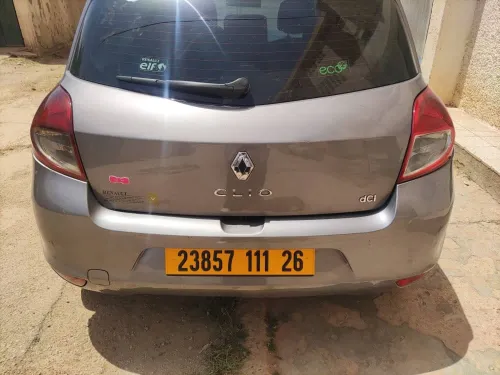 Renault Clio 3 2011 Night and Day