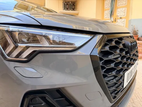Audi Q3 2023 S-line