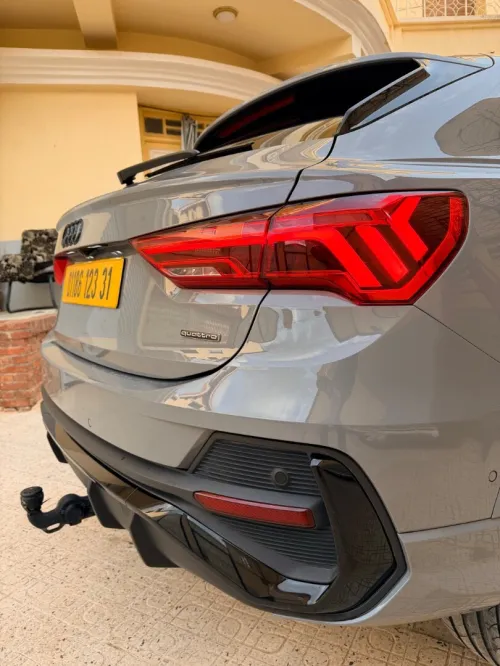 Audi Q3 2023 S-line