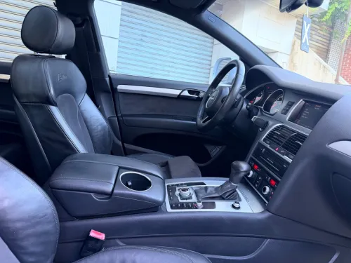 Audi Q7 2013 S Line 19