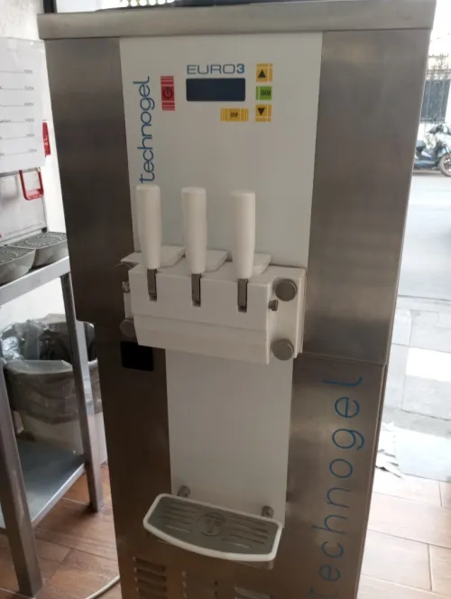 Machine à glace 
