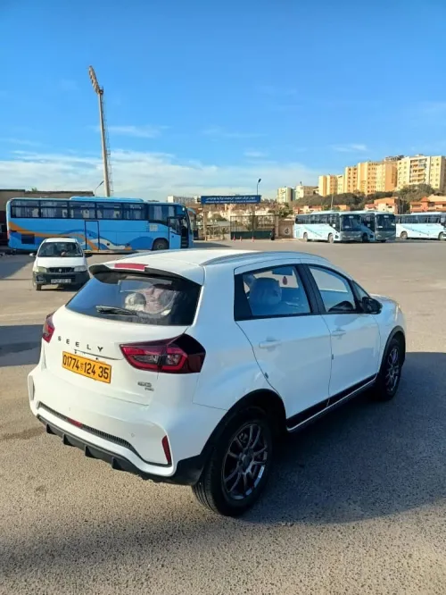Geely Livan 2024 X3 pro
