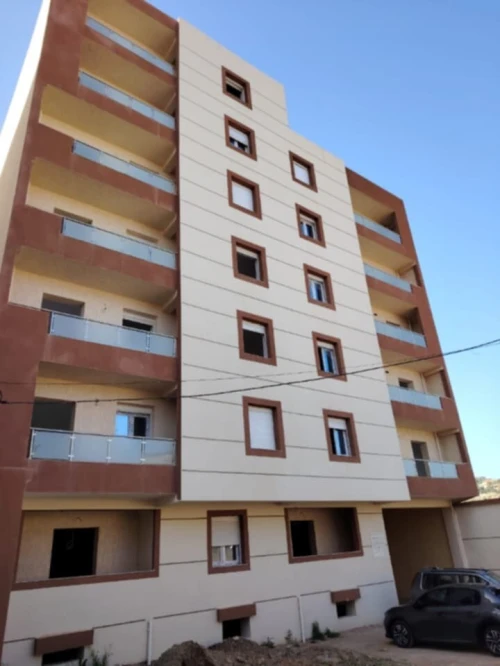 Cherche achat Immeuble Chlef Tenes