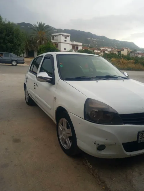 Renault Clio Campus 2013 Extreme