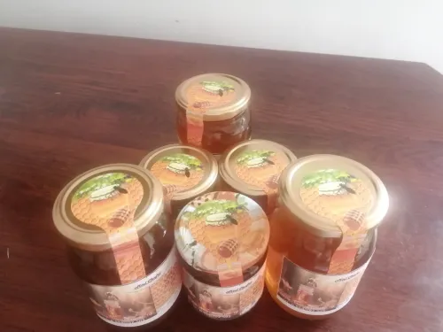 Miel d'abeille pur 100% عسل حر و طبيعي