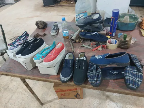 Matériel fabrication de chaussures